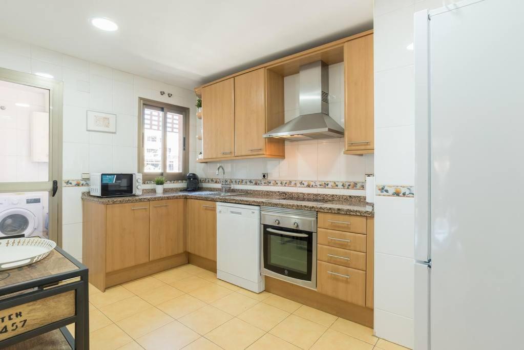 Апартаменты Apartamento Top Vistas Al Mar Малага Экстерьер фото