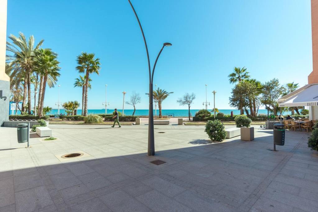 Апартаменты Apartamento Top Vistas Al Mar Малага Экстерьер фото